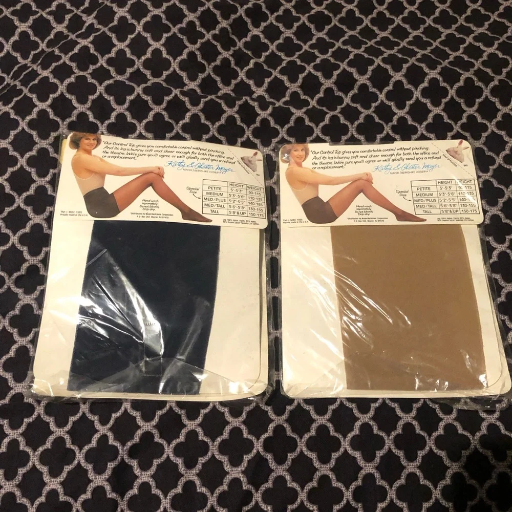 VTG Berkshire Mayer Navy Sandalfoot Beige Pantyhose Tights Sz Medium Tall LOT D7